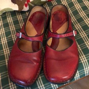 Vintage red Born Mary Jane style leather shoe.